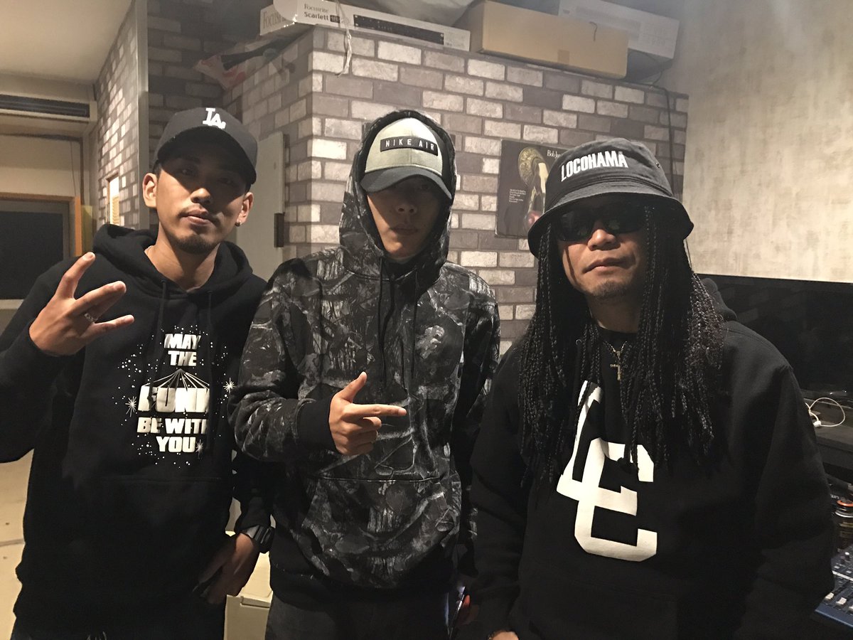 Dj Pmx Twitter પર 昨夜はthe Original に収録曲のレコーディングでdelivery Hellz Studio へ 最近頭角を表して来たgadoroの活躍で 宮崎のヒップホップも今後更に盛り上がりを見せることでしょう T Co Upkrgeffv1 T Co Qubbhsworw