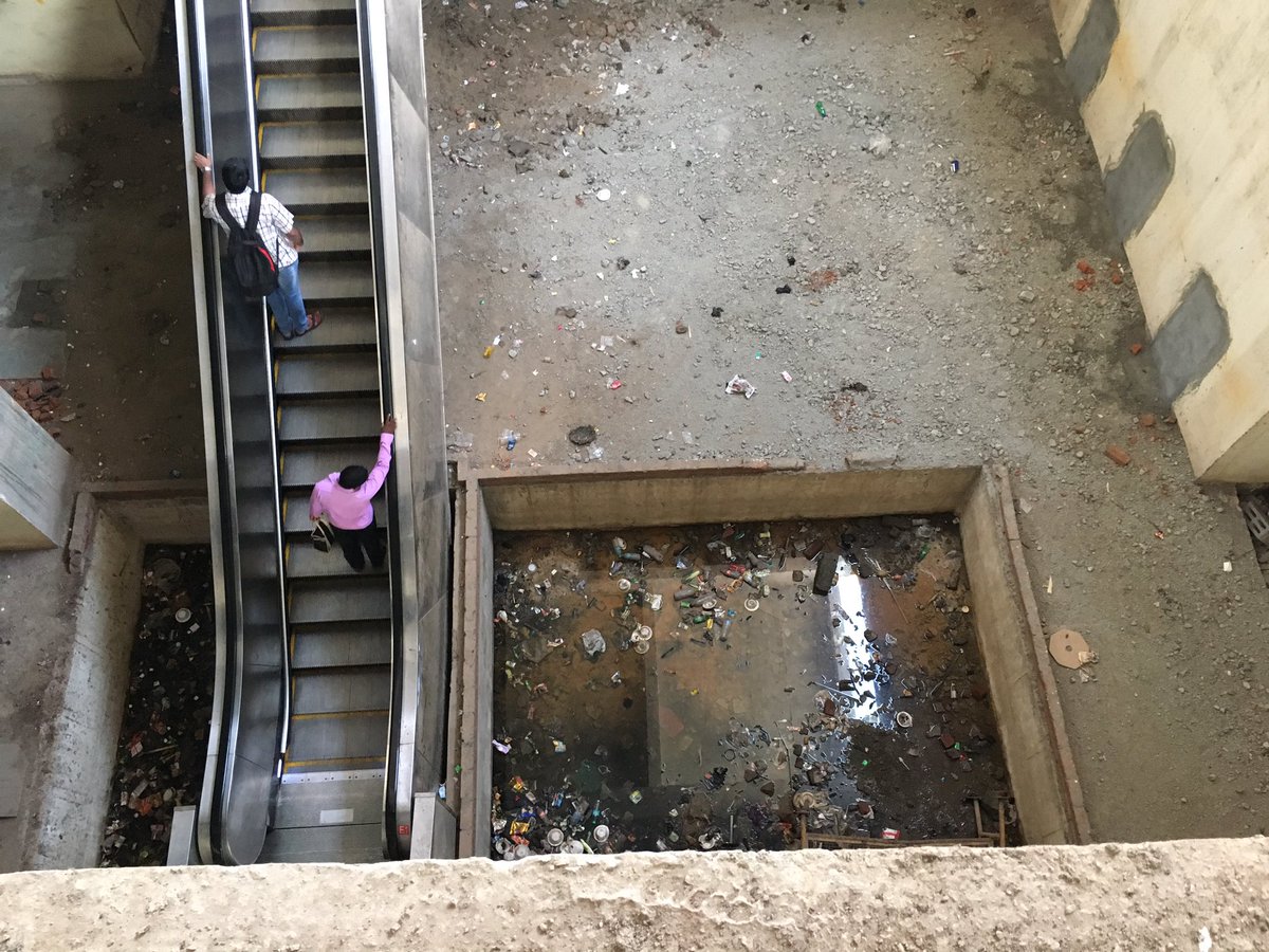 ViswanathGopi's tweet photo. @DrmChennai @swachhbharat @sureshpprabhu MRTS Taramani requires your attention and direction for ensuring periodic cleaning activities https://t.co/L6loeZdIwf