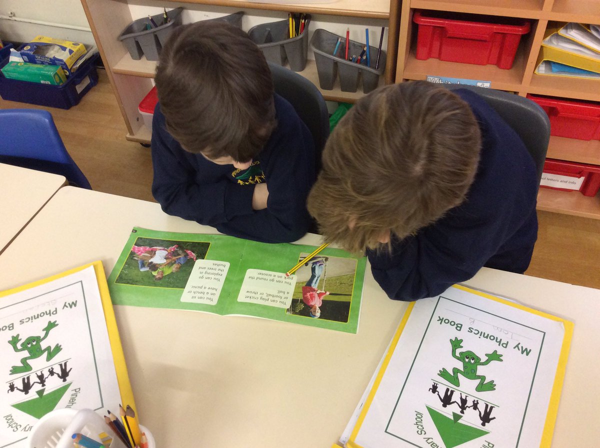 MrsPlattL's tweet photo. Our Year 1s enjoyed their non-fiction book in RWI today. @PinehurstP @RuthMiskinEdu #secondread #perfectpartners https://t.co/kEqLKxIA8v