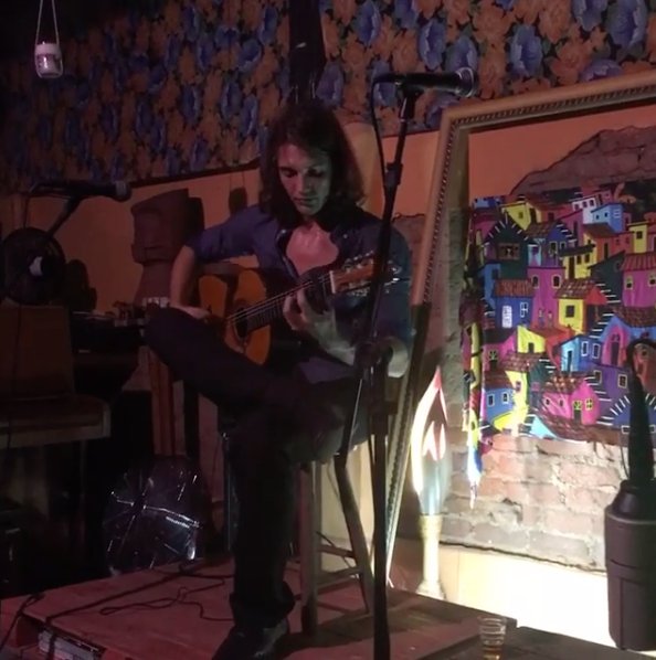 leticiaspiller's tweet image. Olé! Pablo Vares! #casadamusica #inksa #bulerias #video ❤️🌹 instagram.com/p/BP6KWGmgfDM/…