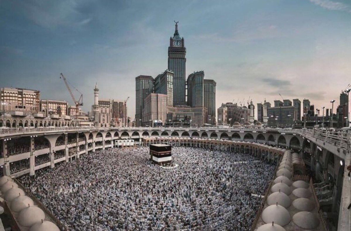 emanghaly13's tweet photo. اللهم بلغنا رؤيه الكعبه والبيت الحرام وزمزم والمقام وزياره مسجد خير الأنام وارزقنا الحج بكرمك يا وهاب ❤ https://t.co/ET90N5Hi4s