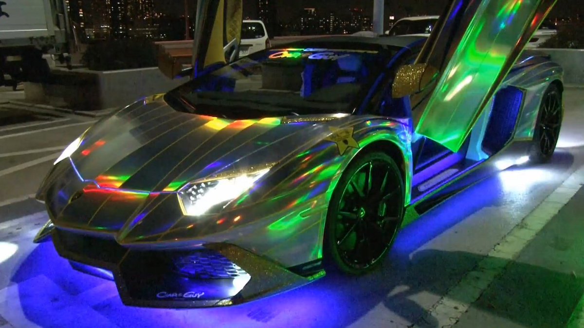 BarcroftCars's tweet photo. Join @StevesPOV on the ride of a lifetime inside this holographic limited edition #Lamborghini #Aventador #Roadster! https://t.co/kqpRVu29Cu https://t.co/5dfJ85SJO7