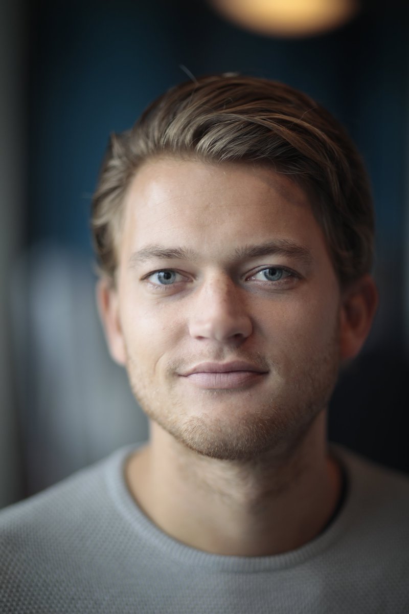 SORwonen's tweet photo. Jouw #thuis over 30jr? Michiel @kluppen: Netwerk om me heen,sociale app stimuleert activiteiten ouderen https://t.co/UV3RngNJE6 #DenkMeeCafe https://t.co/2bVsCNDEzP