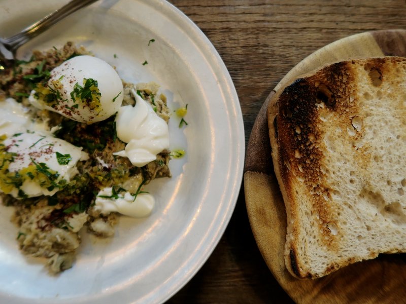 AnnmareeB's tweet photo. Brunch. My favourite meal. This time at @CaravanKingsX new Bankside location. https://t.co/jiSA1Hmdvt #foodblog #brunch #londonfoodie https://t.co/99HaGgWhAH