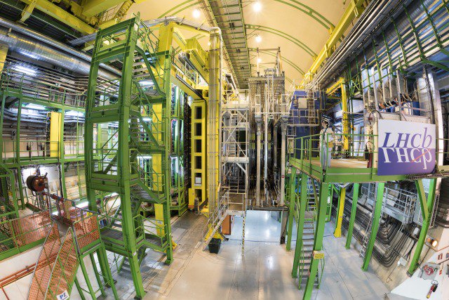 MoleResLtd's tweet photo. New source of asymmetry between matter and antimatter #LHCbexperiment #standardmodelphysics https://t.co/WNZxk629oK https://t.co/vEmMG2yBWM