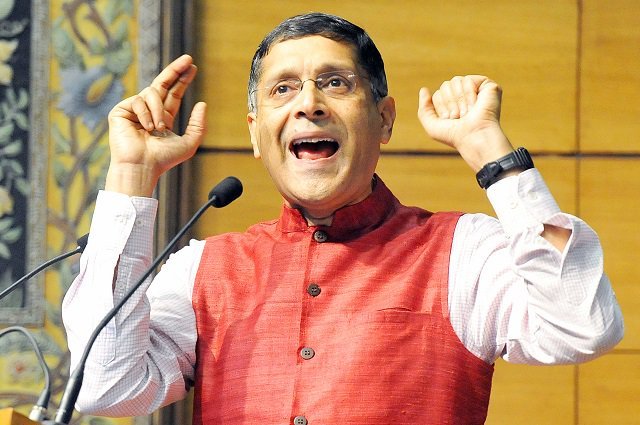 EconomicTimes's tweet photo. #EconomySurvey | Full remonetisation expected in a month or two: CEA @arvindsubraman #BigImpactBudget https://t.co/CM3niIMc2Y https://t.co/hjnkVAfyCz