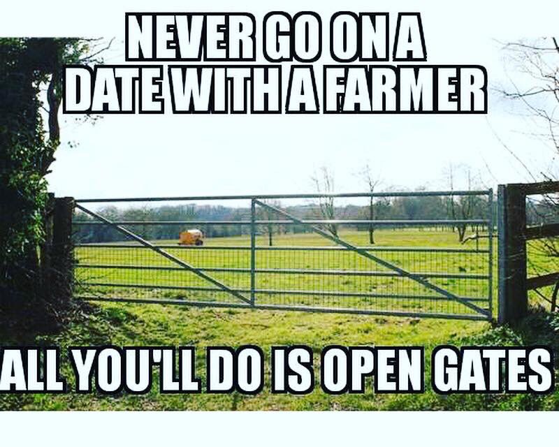 Cesca_Beswick's tweet photo. #GateBitch 😂 https://t.co/ACJBdkjqdu