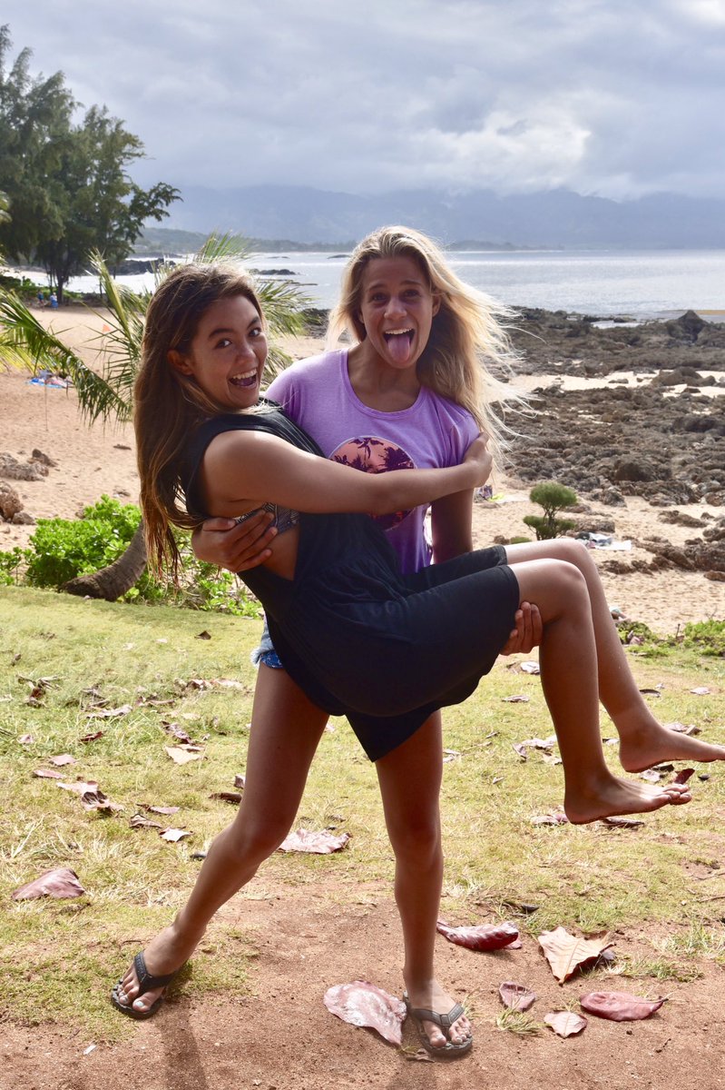 surferleila's tweet photo. Constant fun with @rayraysurf
@Roxy #roxyready #surfergirl #friends https://t.co/ZMEXKAoI0a