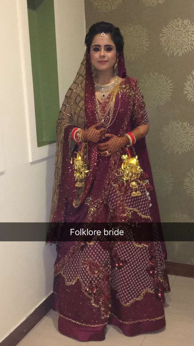 sanasapra's tweet photo. BINDAAS and a fun-tastic bride!!! https://t.co/HeM3h3lYhs