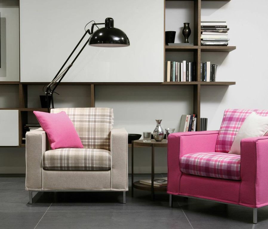 Muraspec's tweet photo. Brr! Keeping warm with @FardisInteriors' vibrant Delice & Glen #fabrics. #woolplaid #upholstery https://t.co/MVnlWKm8nw https://t.co/zzk07RjUff