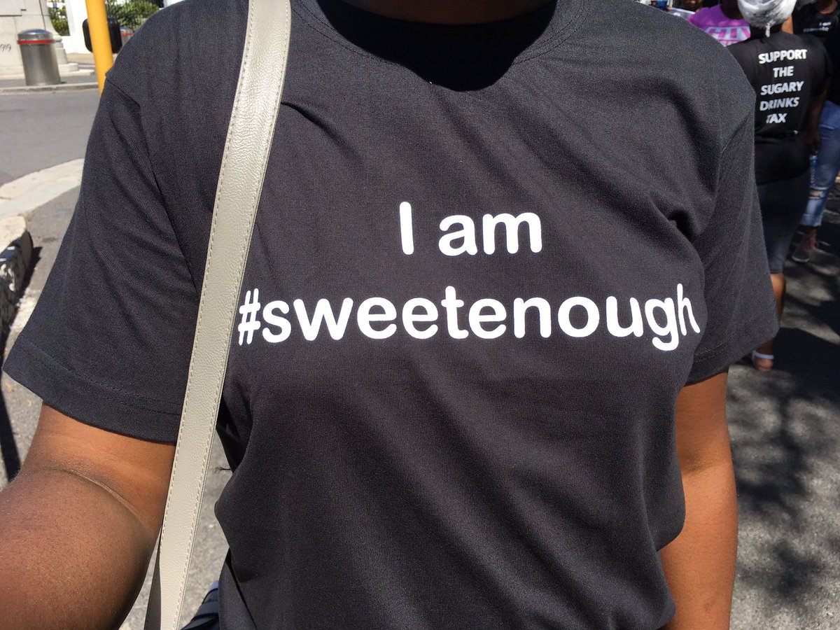 pheladi_s's tweet image. Small demonstration by some in favour of the #SugarTax in front of parly, inflatable Coke can reads "diabetes" #eNCA