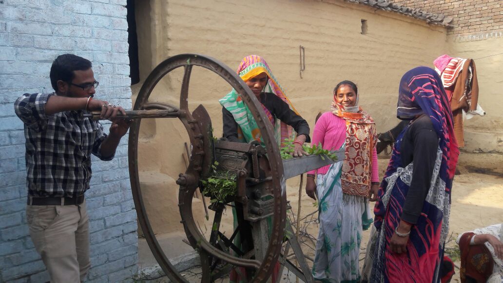RGMVP's tweet photo. Women are fast in learning and adopting innovations #18DaysCompost @RGMVP @THF_India #BandaRegion #Bundhelkhand @billionsnchange #RGCT https://t.co/ijfHd5eNY3