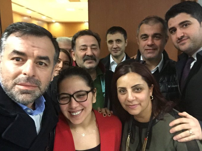 Resmi Twitter'da görüntüle