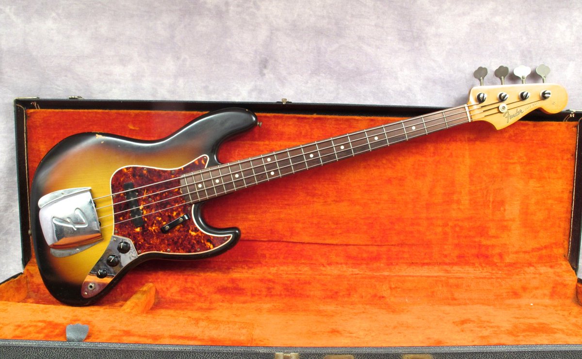 VintageAndRare's tweet photo. 1965 Fender Jazz Bass on https://t.co/UETrAN52pG from @AndyBaxterBass. More pics and info here: https://t.co/Owlpmc5PR0
#andybaxter https://t.co/Vr6m58uPBk