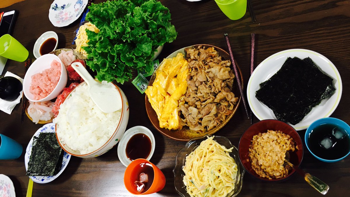 《本日のディナー🍽》
・手巻き寿司
・サラダパスタ
・ティラミス