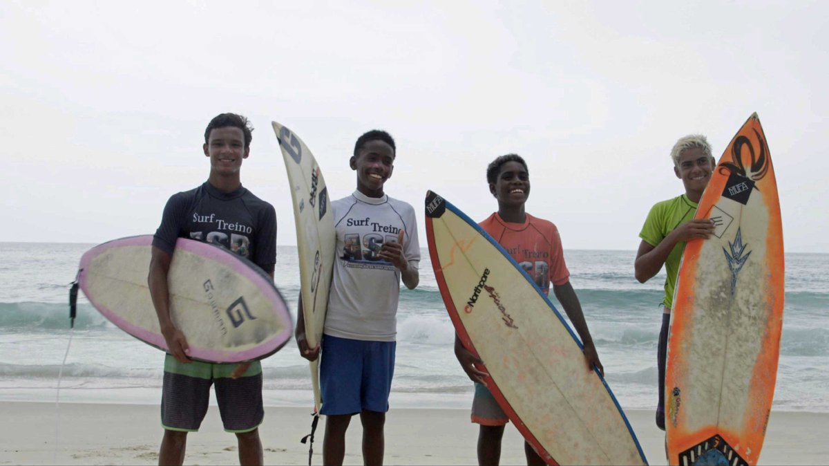 Northcore_Surf's tweet photo. How #surfing is making a difference to kids in Brazil's largest Favela: 

https://t.co/8nvLsCwYZV @Gomacollective https://t.co/pfD6KuY0RP