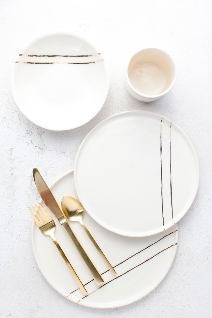 HowesRigby_TPM's tweet photo. Honeycomb Studio tableware collection handmade in Atlanta | https://t.co/pEdKE84nKe https://t.co/liVMLRfcae