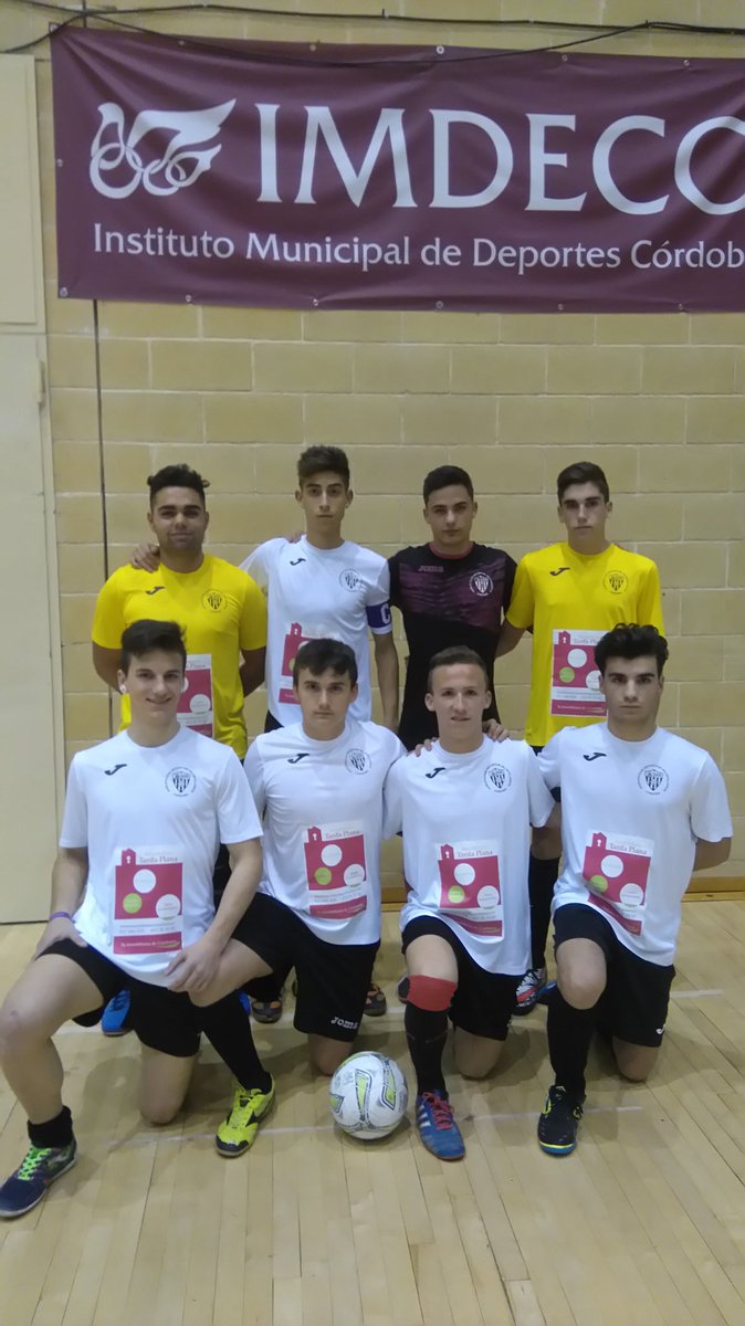 Supublitaxi's tweet image. Nuestras publicidades, también colaboran con los jóvenes en el DEPORTE @InmobTp GRACIAS