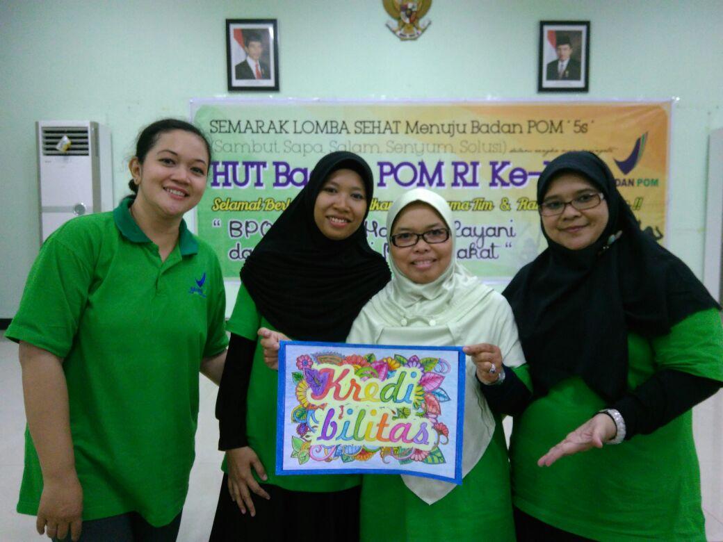 bpompalangka's tweet photo. Kemeriahan lomba mewarnai kelompok menyambut #HUTBPOM16 @BPOMRI @trikoranti https://t.co/SaWJaEXk6D