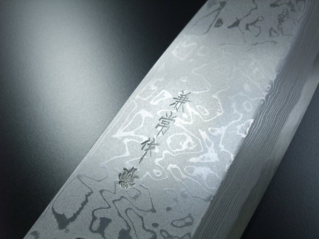 chefslocker's tweet photo. #Shirogami white steel #Deba from #Kanetsune back in stock!! Pure #Japanese #Knifeporn #Beautiful wave #Damascus Sandalwood handle #Handmade https://t.co/HTagt2ak3p