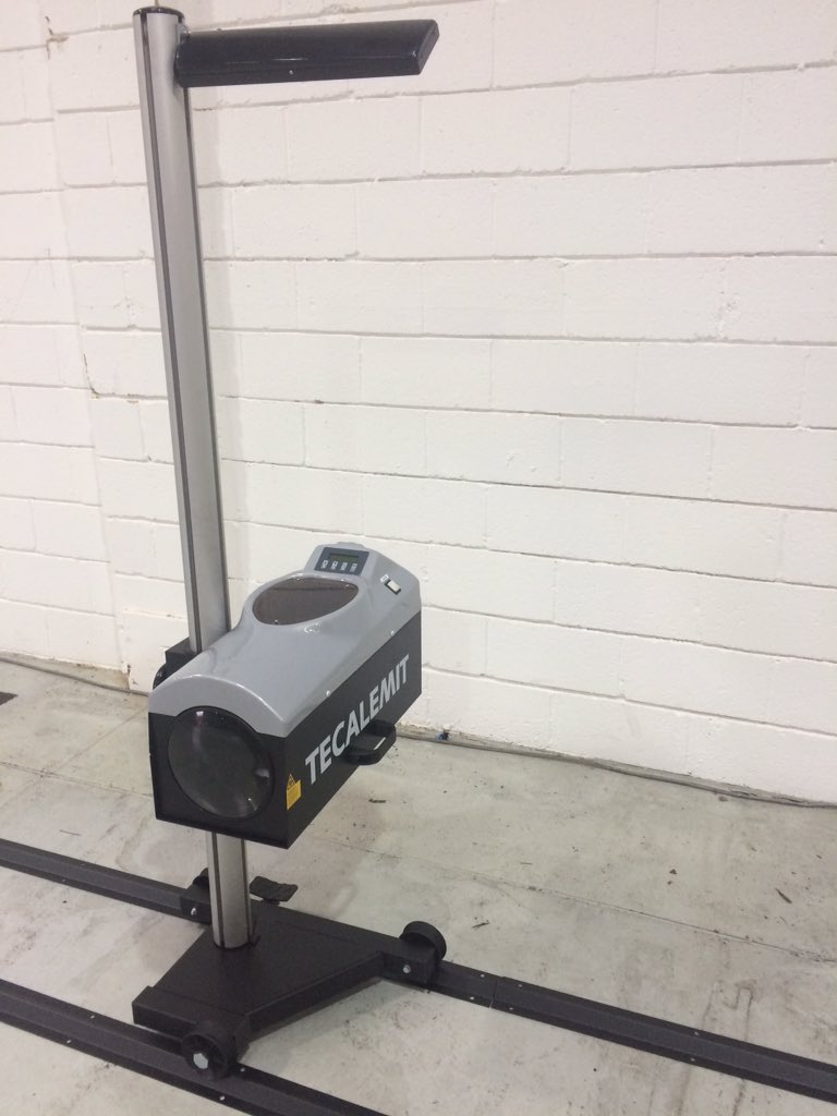 MalcETecGE's tweet photo. Let there be light, let it be right with MOT Headlamp Beam Testers from @tecalemit_uk #testontuesday #MOT https://t.co/Itx0IIdRdn