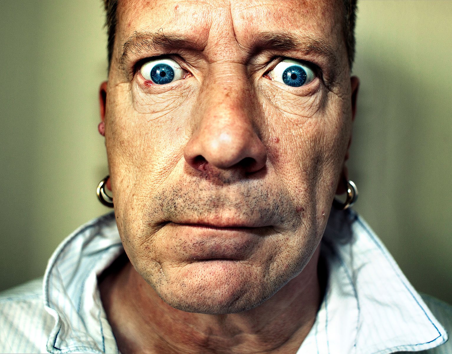 Happy 61st birthday to the legend John lydon lydon     