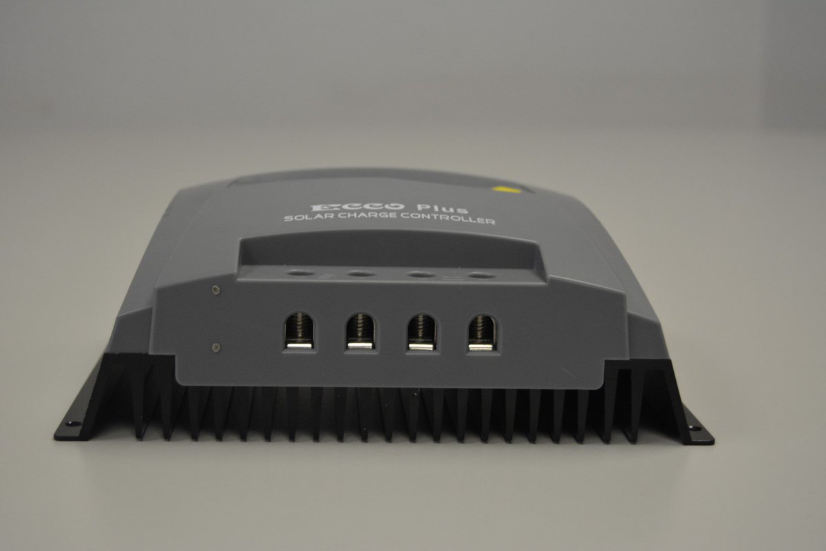 SAEnergyGroup's tweet image. 80AMP 12V-24V SOLAR CHARGE CONTROLLER
Visit our Website For Information- saeg.co.za 
#solar #charge #controller @SAEnergyGroup