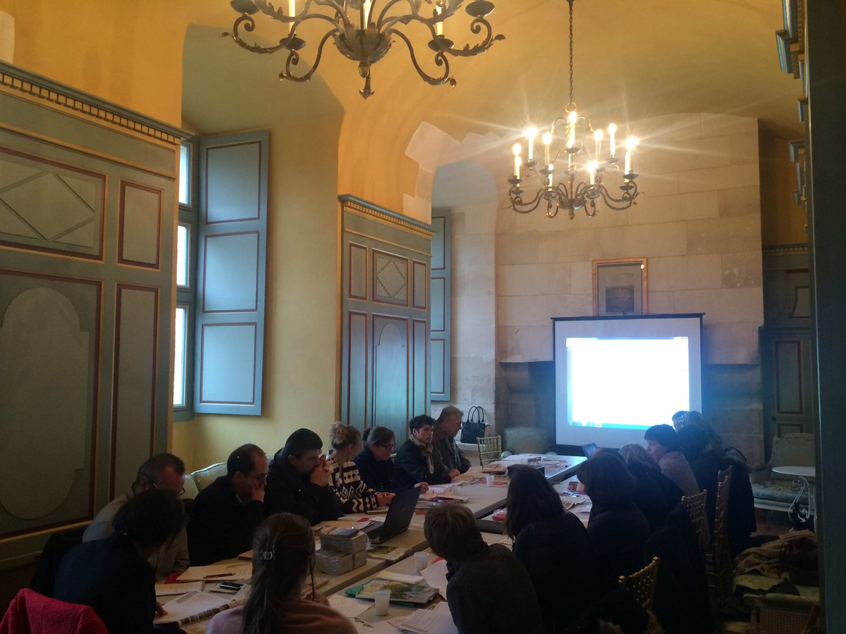 Plan d'actions #tourisme 2017 #enjoylahautebourgogne à <a href="/AncyChateau/">Château AncyleFranc</a> #reseau @CotedorTourisme <a href="/YonneTourisme/">Agence Yonne Attractivité</a> <a href="/MuseoParcAlesia/">MuséoParc Alésia</a> <a href="/Club_HRHB/">Club HRHB</a>