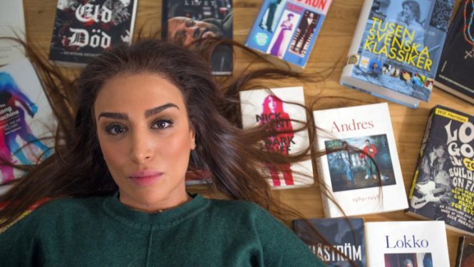 Från förtryck i Iran till Sverige, flyktingförläggning och MTV. <a href="/ametistametist/">İlknur</a> om varför hon fastnade för hiphopen.mitti.se/noje/reportage…