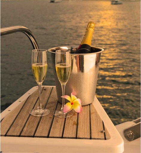 VipYachtsDubai's tweet photo. #Valentine's Reservations Are Open Now! #VipYachts  #Yachts #Rental #Dubai #Tourism #Charter #Dubaitours #BookNow #ShoutOut  (+971)562524555 https://t.co/AdR1So9PyQ