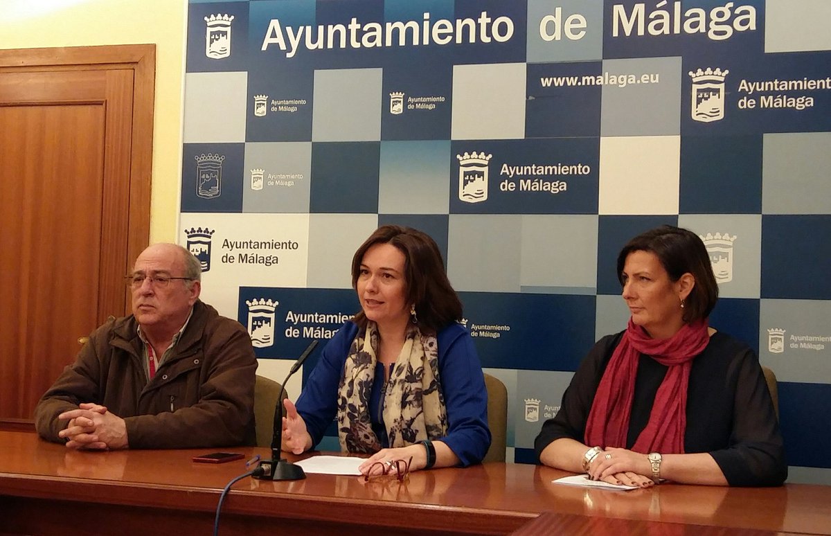 UCEMalaga's tweet photo. Comenzamos rueda de prensa en @malaga para presentar 3rd Annual ELT Conference de @ACEIAndalucia este sábado #ThinkingTeaching https://t.co/bJ6riTbvEC