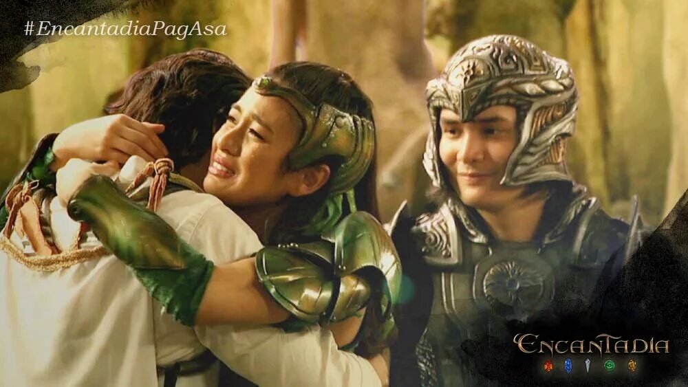 CathyBenosa20's tweet photo. Tears of happiness!
 #KAHLEBARROUnites https://t.co/qpEZZdA280