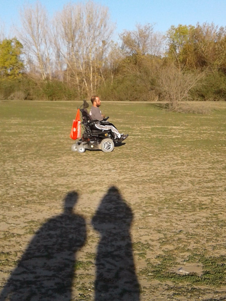 alaimo_jr's tweet image. @elonmusk I am continuing my testing along with the hyperloop team #HyperloopUC #hyperlooptransport