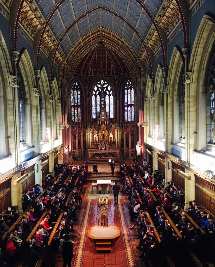 DurhamVocalFest's tweet photo. @nycgb Ready steady sing #primarysinging sounding beautiful https://t.co/EDYIm5F1dN