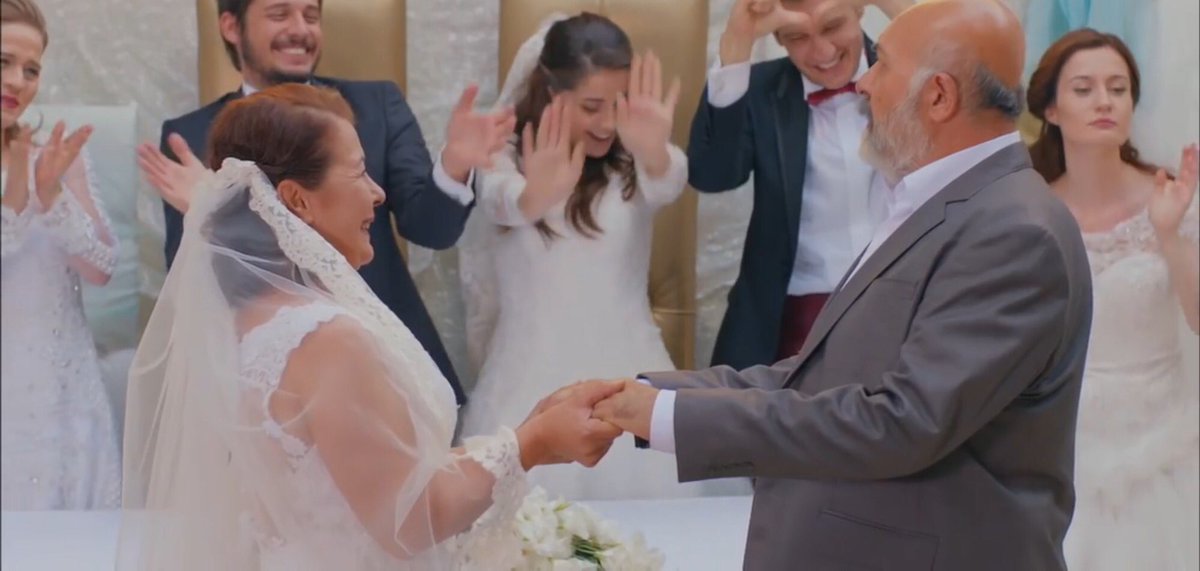 ne kadar da yakışıyoruz değil mi Salih beyciğim 💖💞💕