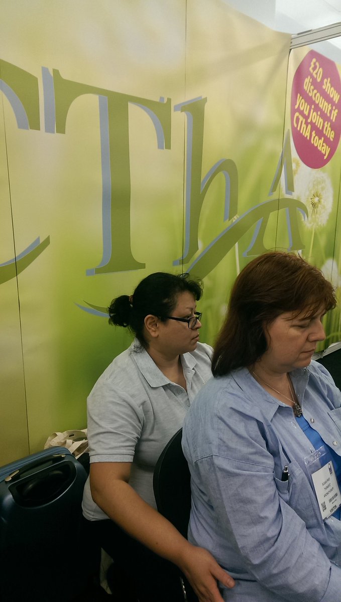 #therapy colleges.. <a href="/cthaChairman/">CThA</a>  ask me to come and talk to your students I  London and SE about #Ctha .. free student membership DM me