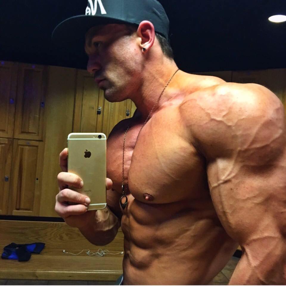 RyanRhino_'s tweet photo. We about that shape 😏 https://t.co/6cP8viVYRS
