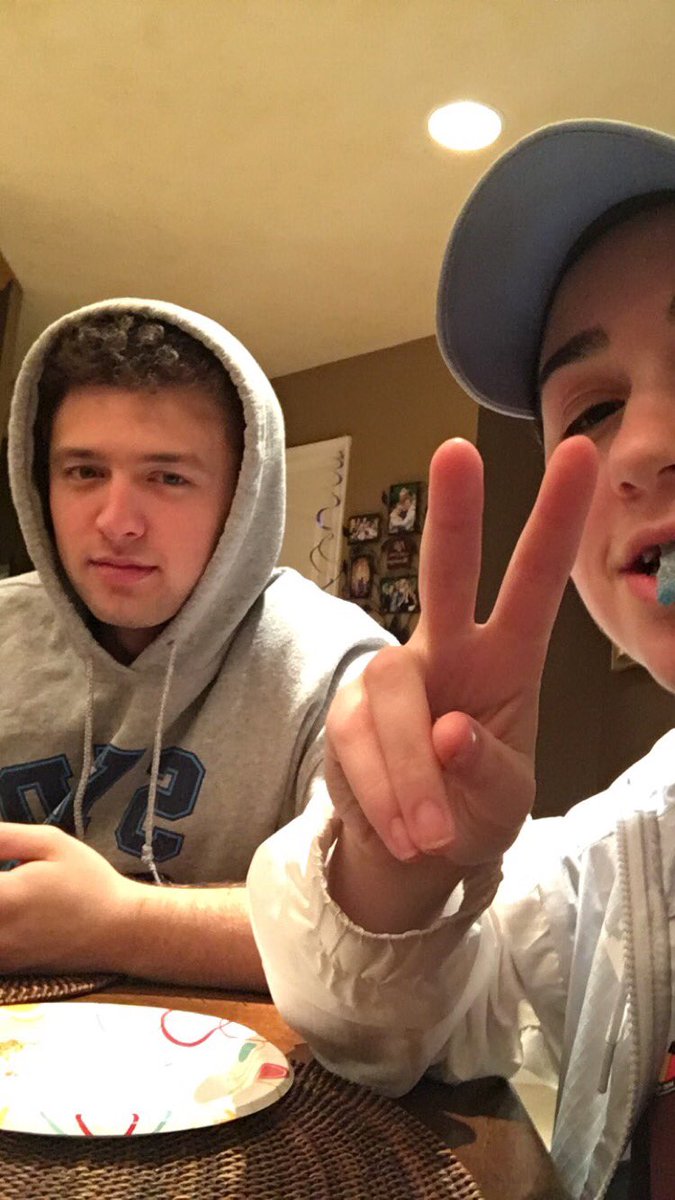 esaidel14's tweet photo. happy birthday Jeremiah Cruncher Jr. hope u have a great Tranquil Tuesday #Playlist1 #NanasCookies #FYCS @p_b_and_JAM https://t.co/ibWAYFRPpe