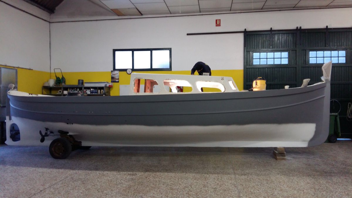DavidMedialdeaF's tweet image. Restauración completa de un #Llaüt #Capeador por @NauticKim en #Menorca, trabajo que ha devuelto al mar ésta embarcación típica de Baleares