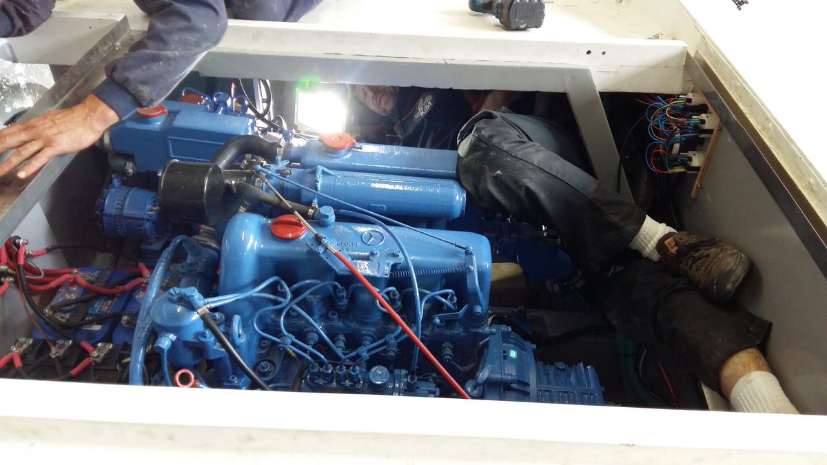 DavidMedialdeaF's tweet image. Restauración completa de un #Llaüt #Capeador por @NauticKim en #Menorca, trabajo que ha devuelto al mar ésta embarcación típica de Baleares