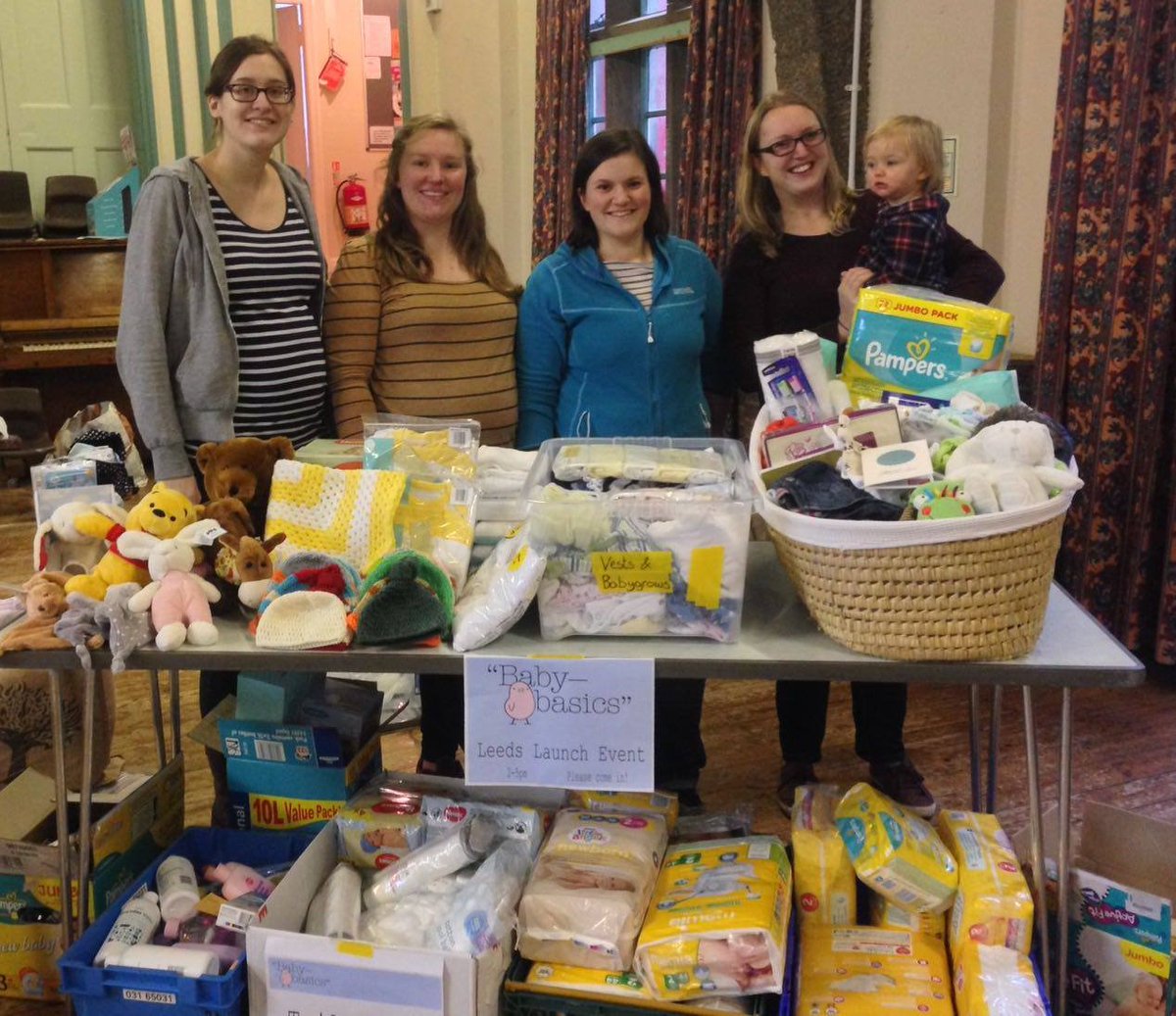 Some #goodnews for once, @BabyBasicsLeeds making a great start. Can you help this #Leeds #charity? @LeedsNews yorkshireeveningpost.co.uk/news/a-helping…