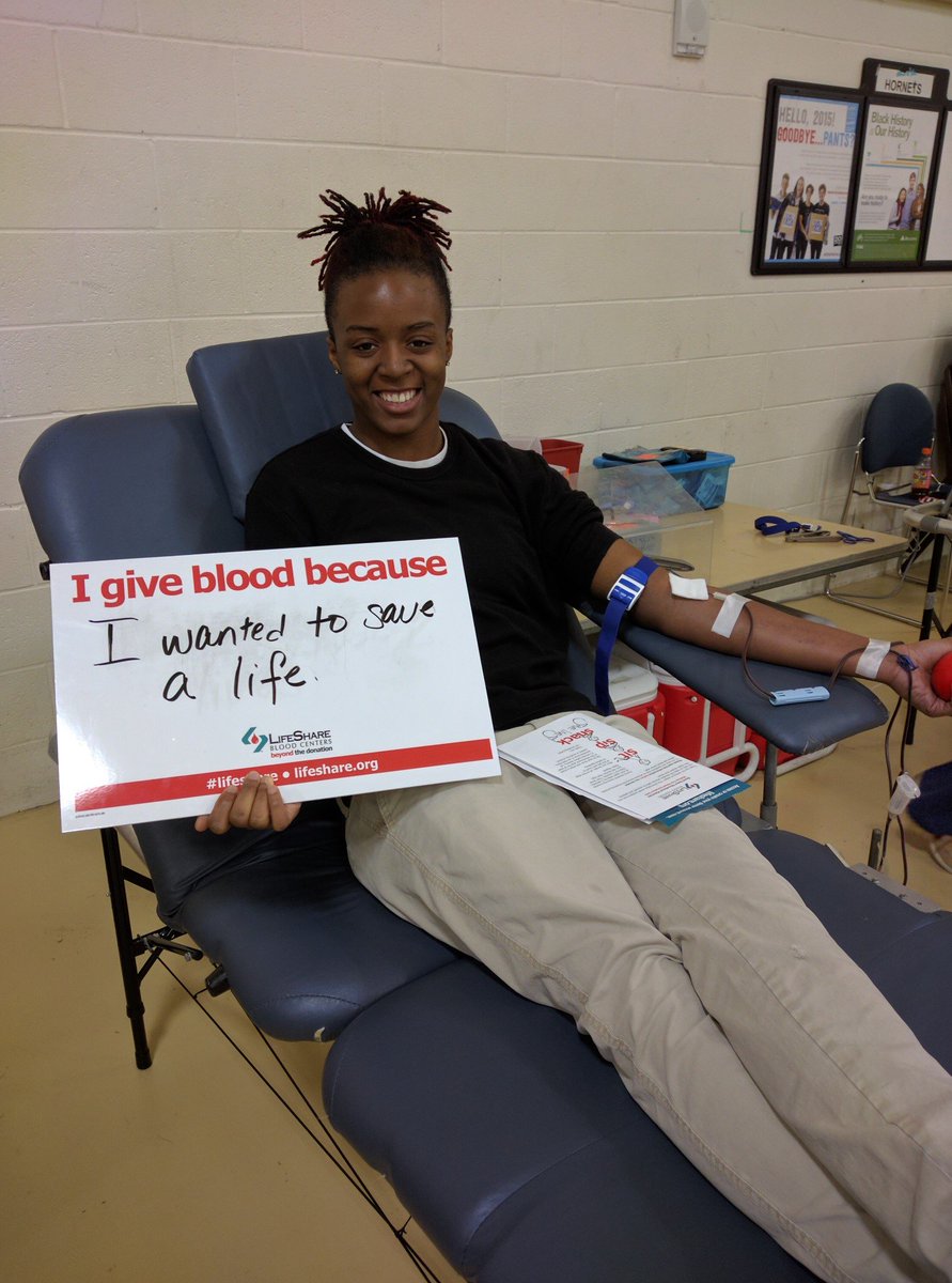 LifeShare's tweet photo. Students at Scotlandville Magnet High know the difference their blood can make for patients in need. Thank you Hornets for your donations! https://t.co/0qnxutC4JG