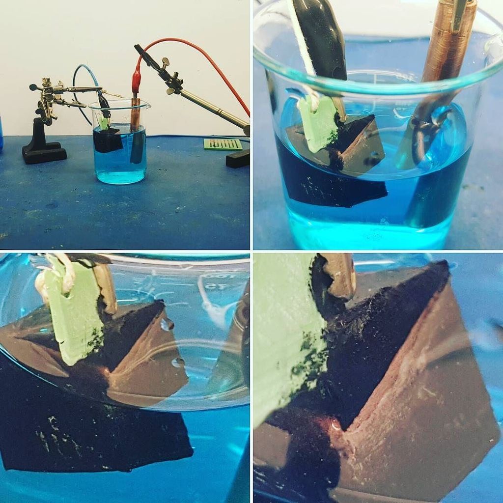 RepRapLtd's tweet photo. Experiments continue...
.
.
.
#electroplating #3dprint #FElectric #RepRap #copper https://t.co/q5XeEv1XAp https://t.co/9UwjjSCiSE