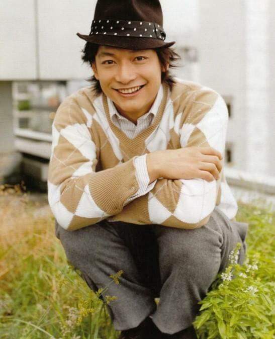 Happy Birthday to Shingo Katori
40         !            !
Keep your smile  