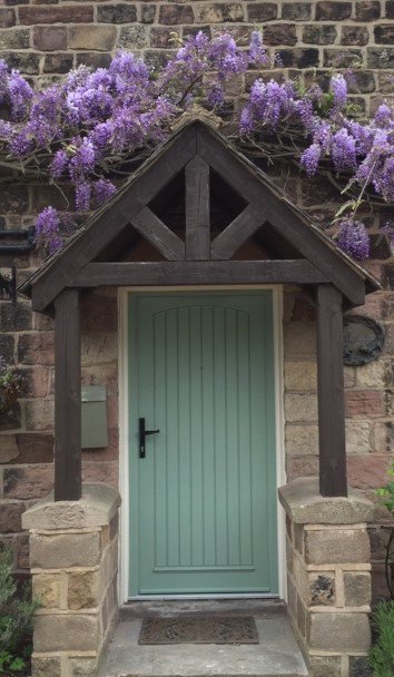 selectwindow's tweet image. Providing you with quality windows, composite doors, aluminium lantern roofs/doors/windows, R9 flush fit windows &amp;amp; more . 01772 601200