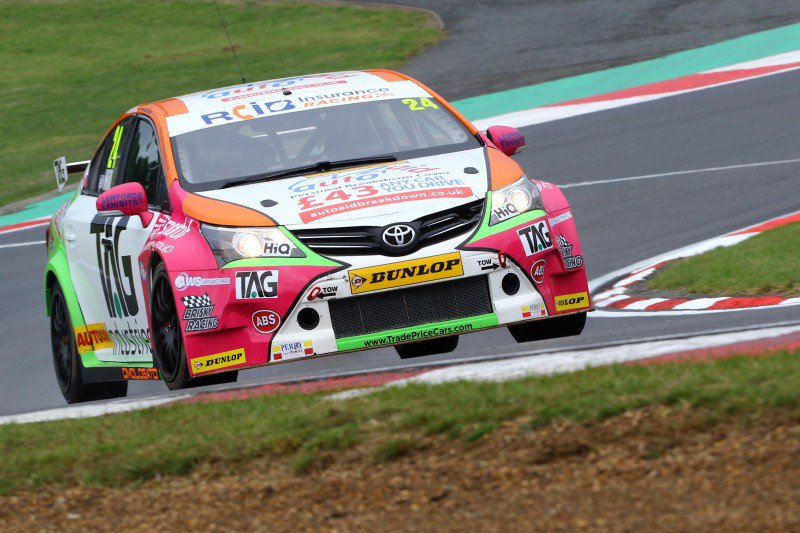 itvmotorsport's tweet photo. BTCC: @JakeHillDriver stays with @TeamHardRacing for 2017 @DunlopBTCC season: https://t.co/GVRckS7uEQ #BTCC https://t.co/egYAOCKbdD