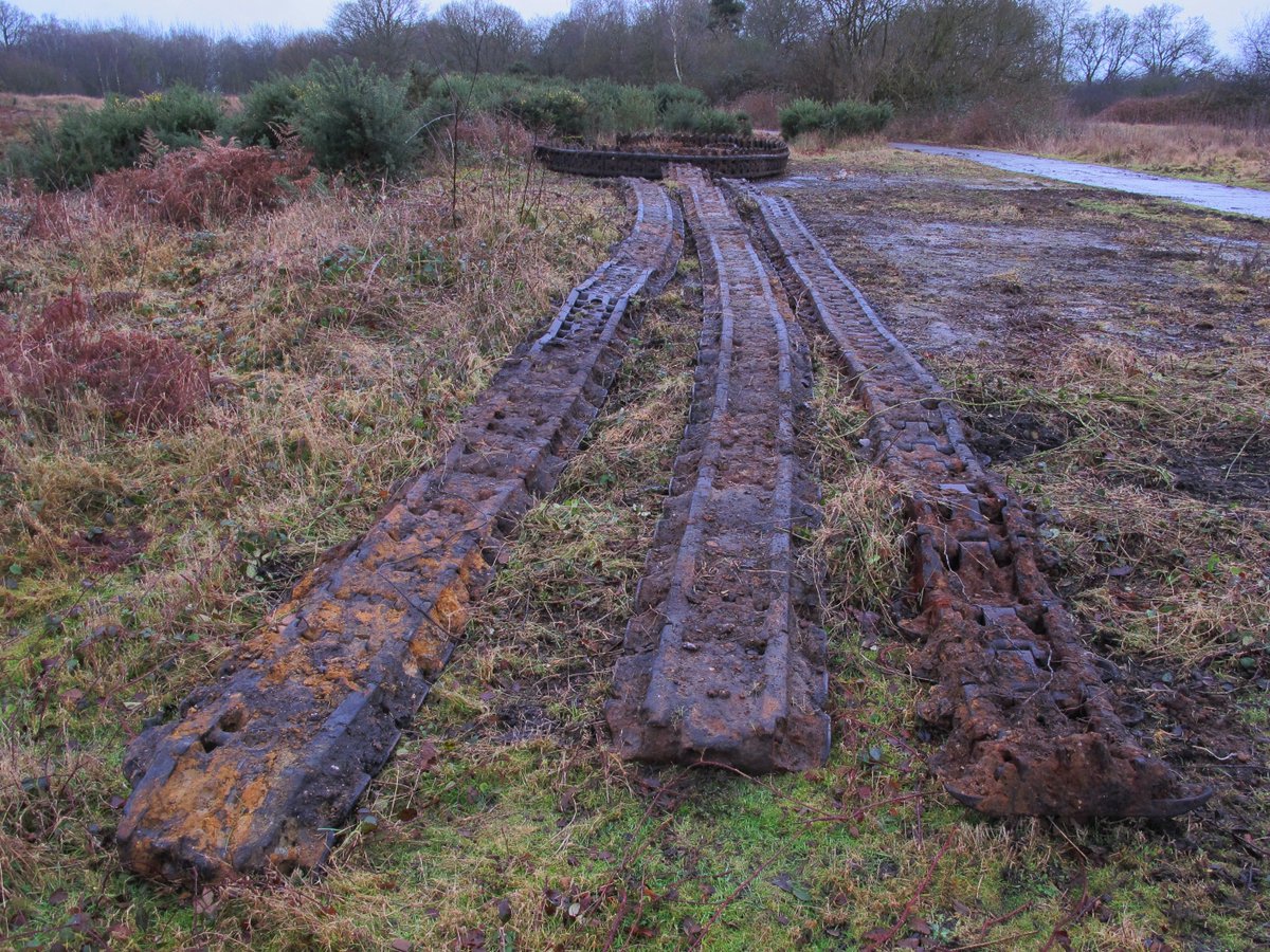 PillboxSG's tweet photo. Culmination Of Plan #HartCountryside #ConflictArchaeology Display Of #British #WW2 #Tank Tracks #HartleyWintney #Hampshire #REME #TankMuseum https://t.co/de92ovvv5g