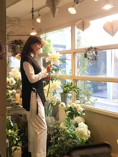 Madame Figaro Japon 女優の蘭寿とむ さんサイトに オフィシャルファンクラブ運営終了のお知らせが 大切な時期に取材を受けてくださったこと 心から感謝いたします これからもずっと 美しいお花そのもののような 蘭寿さんの笑顔が絶えない幸せな日々で Madame Figaro Japon 女優の蘭寿とむ さんサイトに オフィシャルファンクラブ運営終了のお知らせが 大切な時期に取材を受けてくださったこと 心から感謝いたします これからもずっと 美しいお花そのもののような 蘭寿さんの笑顔が絶えない幸せな日々で