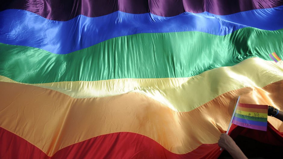 tvanouvelles's tweet photo. Trump promet de protéger les minorités sexuelles contre la discrimination au travail  https://t.co/P8nwg5mY4g https://t.co/FlTwUd8jz3