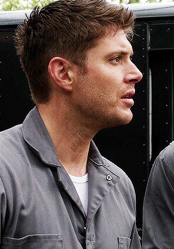 demon_heart_spn's tweet photo. ..if this isn't #HairPorn ..i don't know..and #NeckPorn #LipPorn #EarPorn ..my God,I'm lost.. #DeanWinchester #HotnSexy https://t.co/6Pb78FzQI4